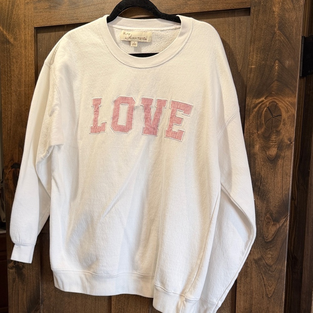 Vintage Havana White Crewneck Sweatshirt with Pink LOVE Applique